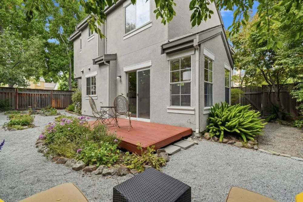 386 Pismo Terrace Sunnyvale, CA 94086