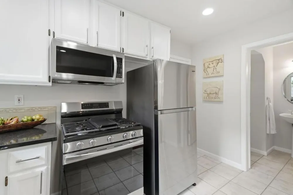 386 Pismo Terrace Sunnyvale, CA 94086