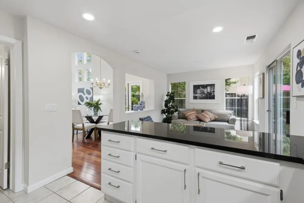386 Pismo Terrace Sunnyvale, CA 94086