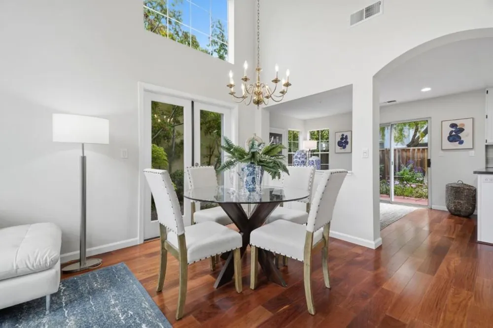 386 Pismo Terrace Sunnyvale, CA 94086