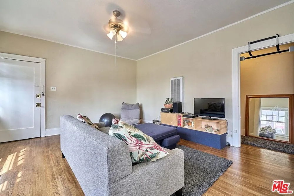 3703 Council Street #3705 Los Angeles, CA 90004