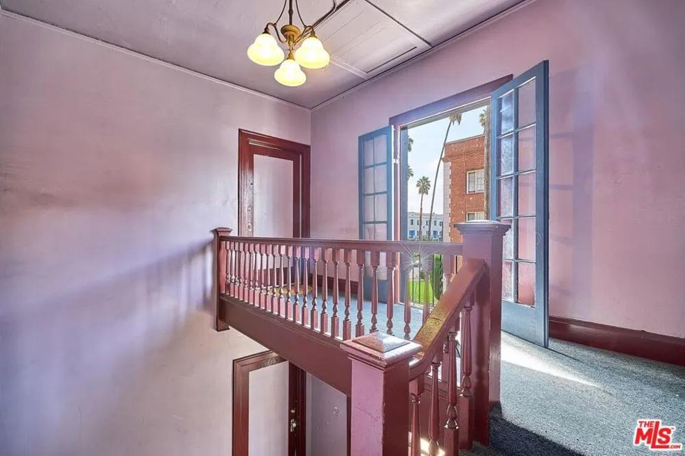 3703 Council Street #3705 Los Angeles, CA 90004