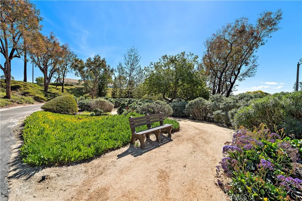 23822 VILLENA Mission Viejo, CA 92692