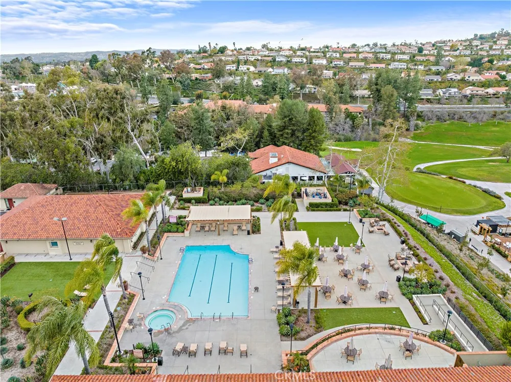 23822 VILLENA Mission Viejo, CA 92692