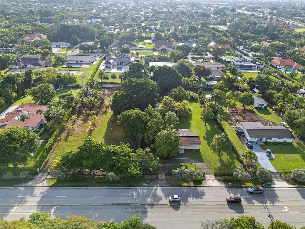 381 SW 127th Ave Miami, FL 33184
