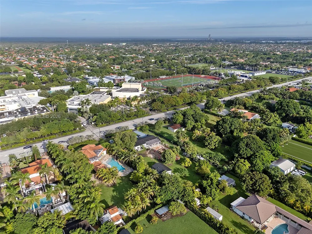 381 SW 127th Ave Miami, FL 33184
