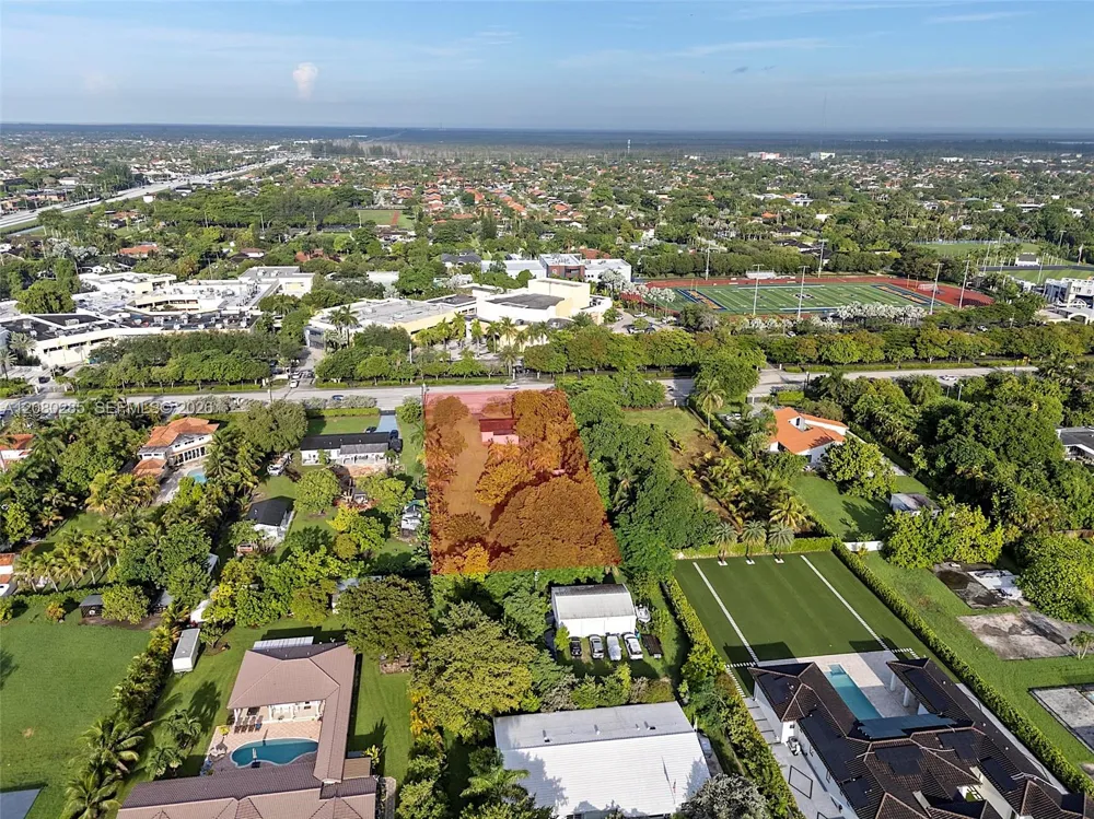 381 SW 127th Ave Miami, FL 33184