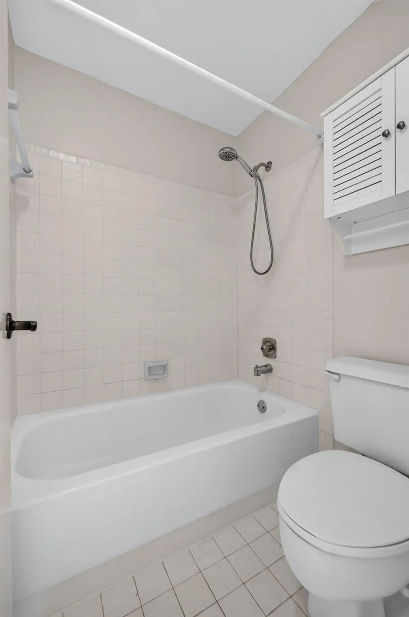 803 SE CENTRAL PARKWAY #9 Stuart, FL 34994