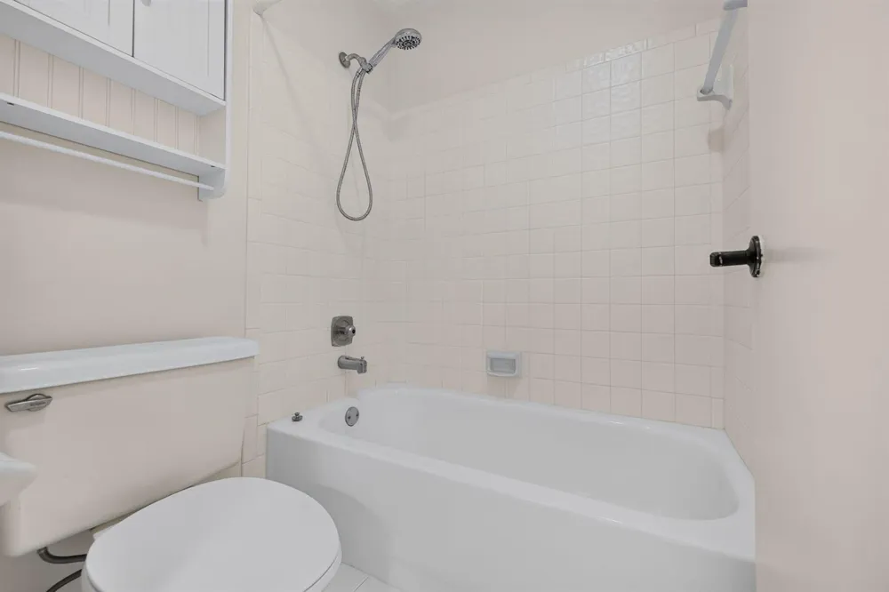 803 SE CENTRAL PARKWAY #9 Stuart, FL 34994