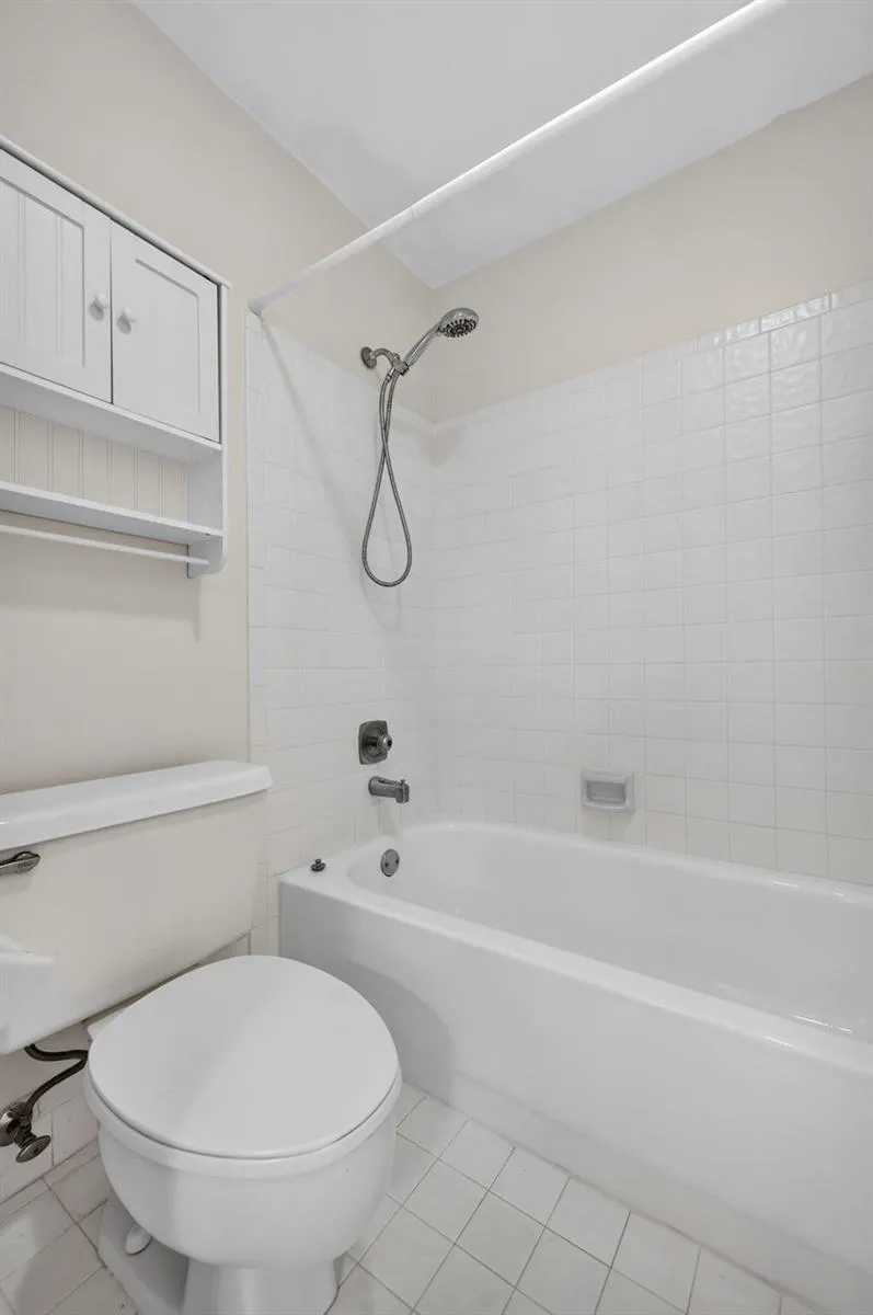 803 SE CENTRAL PARKWAY #9 Stuart, FL 34994
