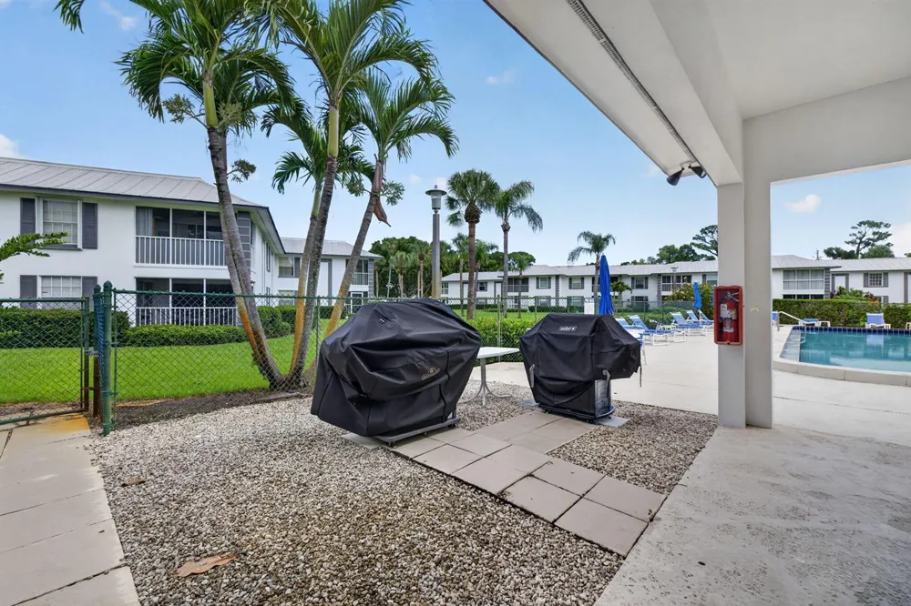 803 SE CENTRAL PARKWAY #9 Stuart, FL 34994