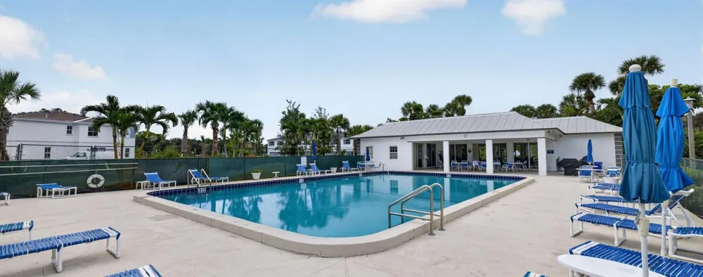 803 SE CENTRAL PARKWAY #9 Stuart, FL 34994