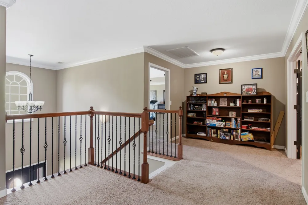 615 Glenstone Springs Dr Clarksville, TN 37043