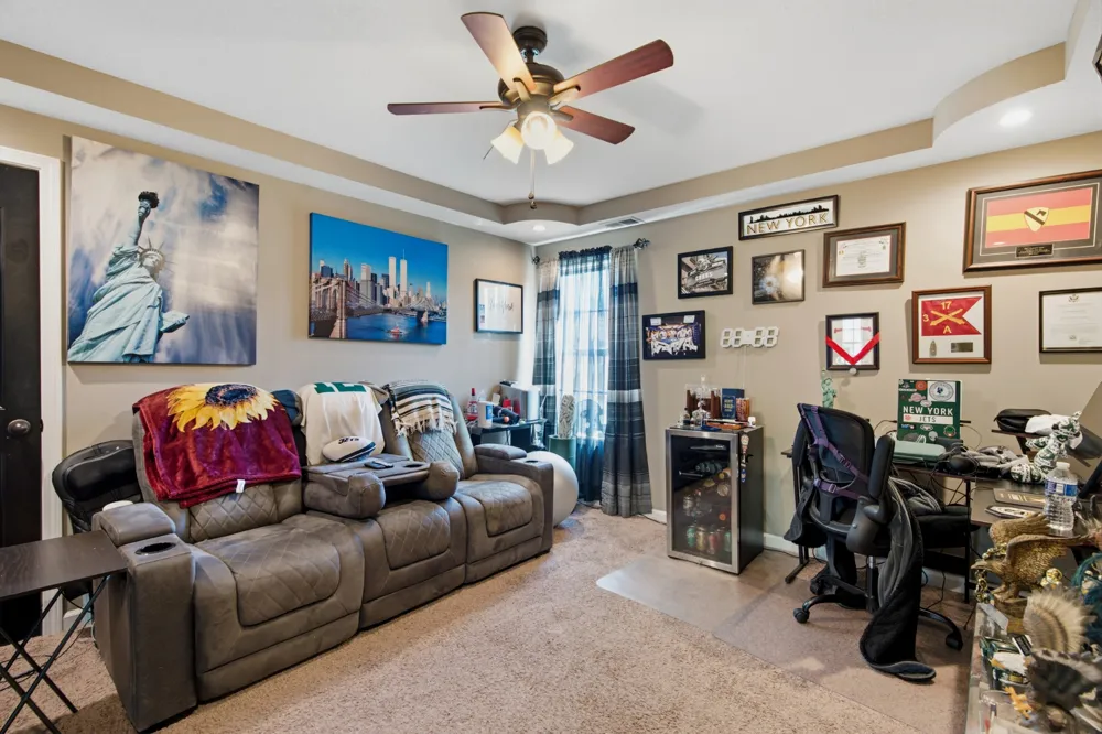 615 Glenstone Springs Dr Clarksville, TN 37043