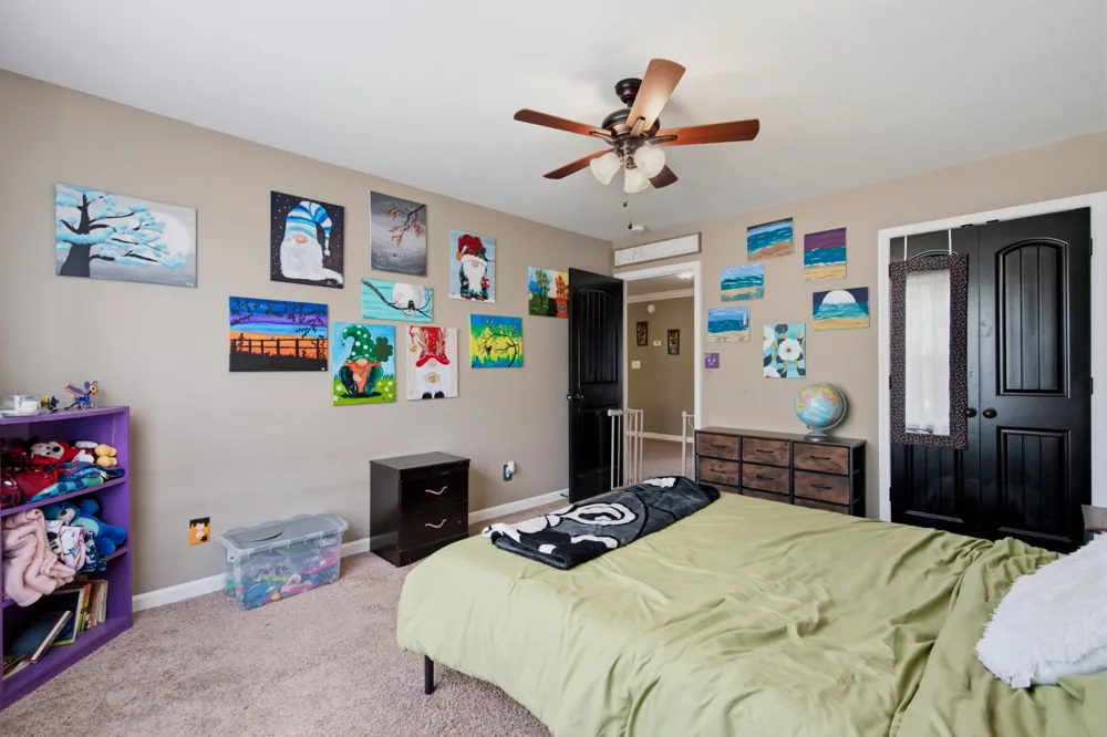615 Glenstone Springs Dr Clarksville, TN 37043