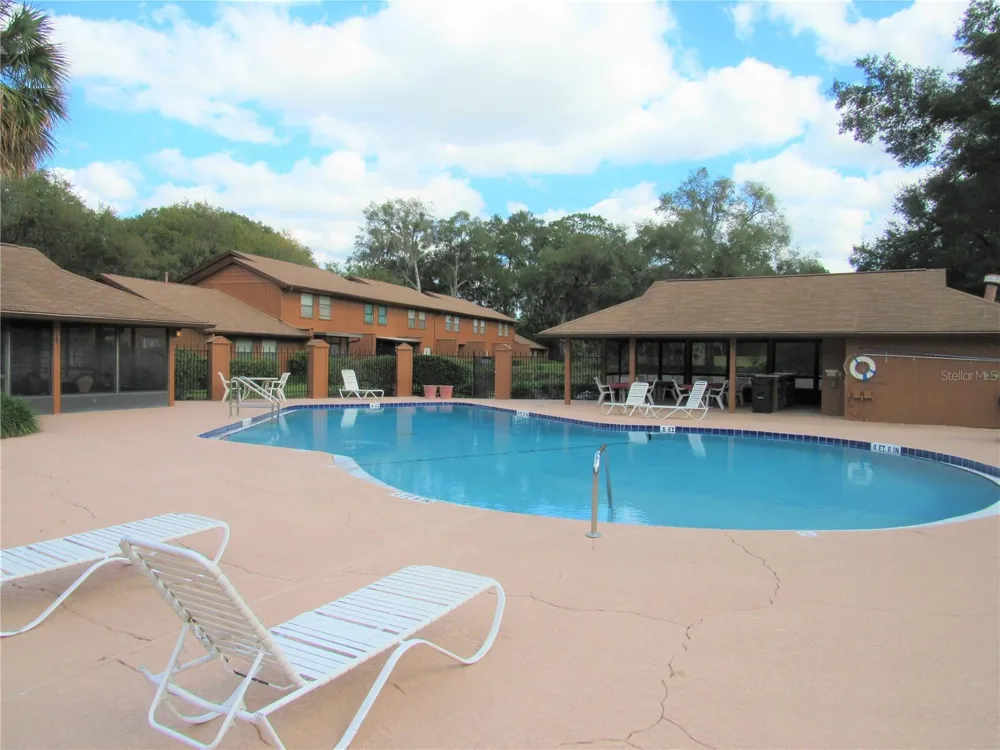 2701 NE 10TH STREET #106 ocala, FL 34470