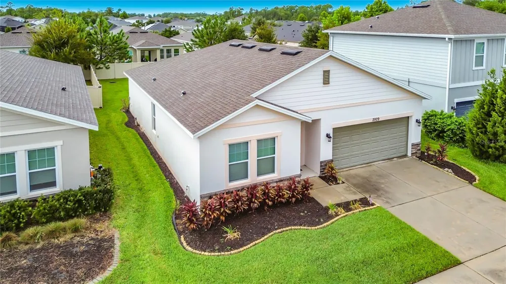 2929 DEERBERRY LANE Clermont, FL 34714