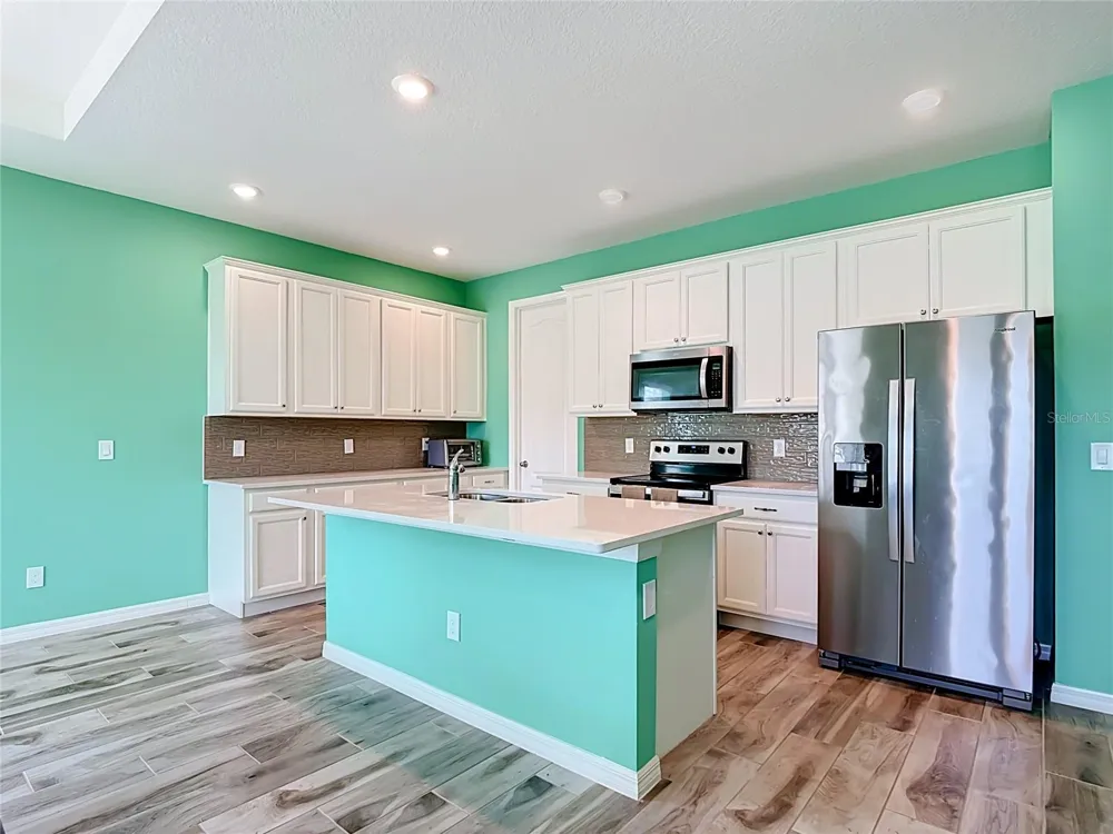 2929 DEERBERRY LANE Clermont, FL 34714