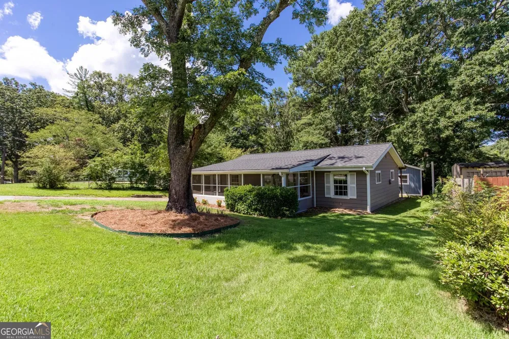 2880 Hall DR SE Smyrna, GA 30082