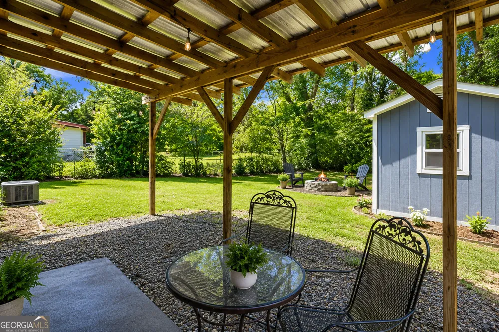 2880 Hall DR SE Smyrna, GA 30082
