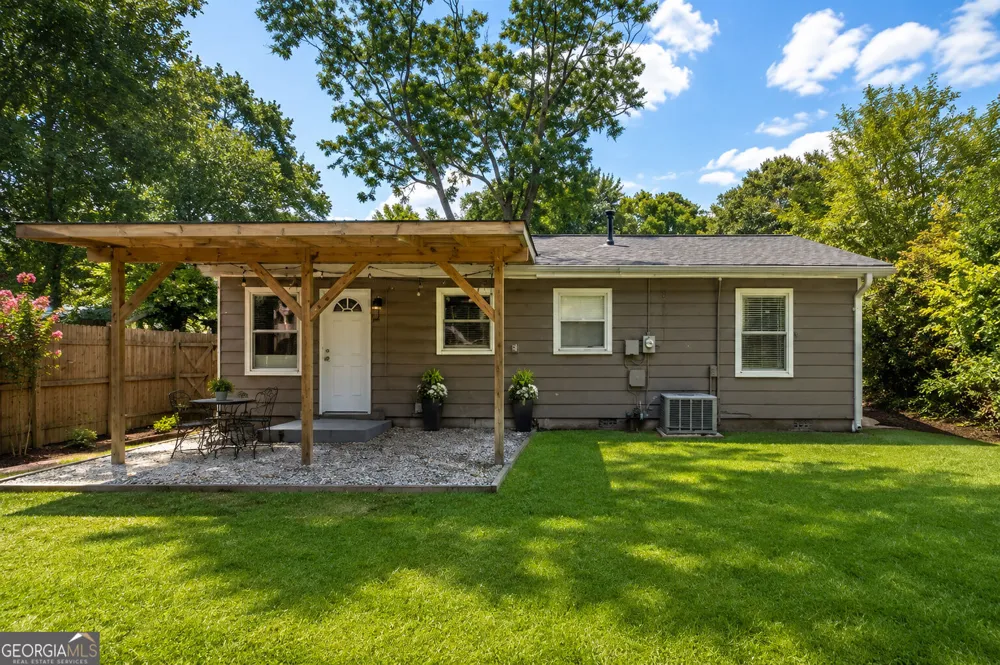 2880 Hall DR SE Smyrna, GA 30082