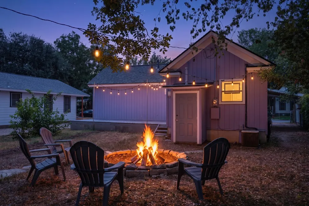 1702 Willow Street Austin, TX 78702