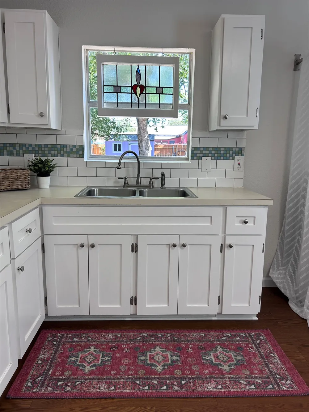 1702 Willow Street Austin, TX 78702