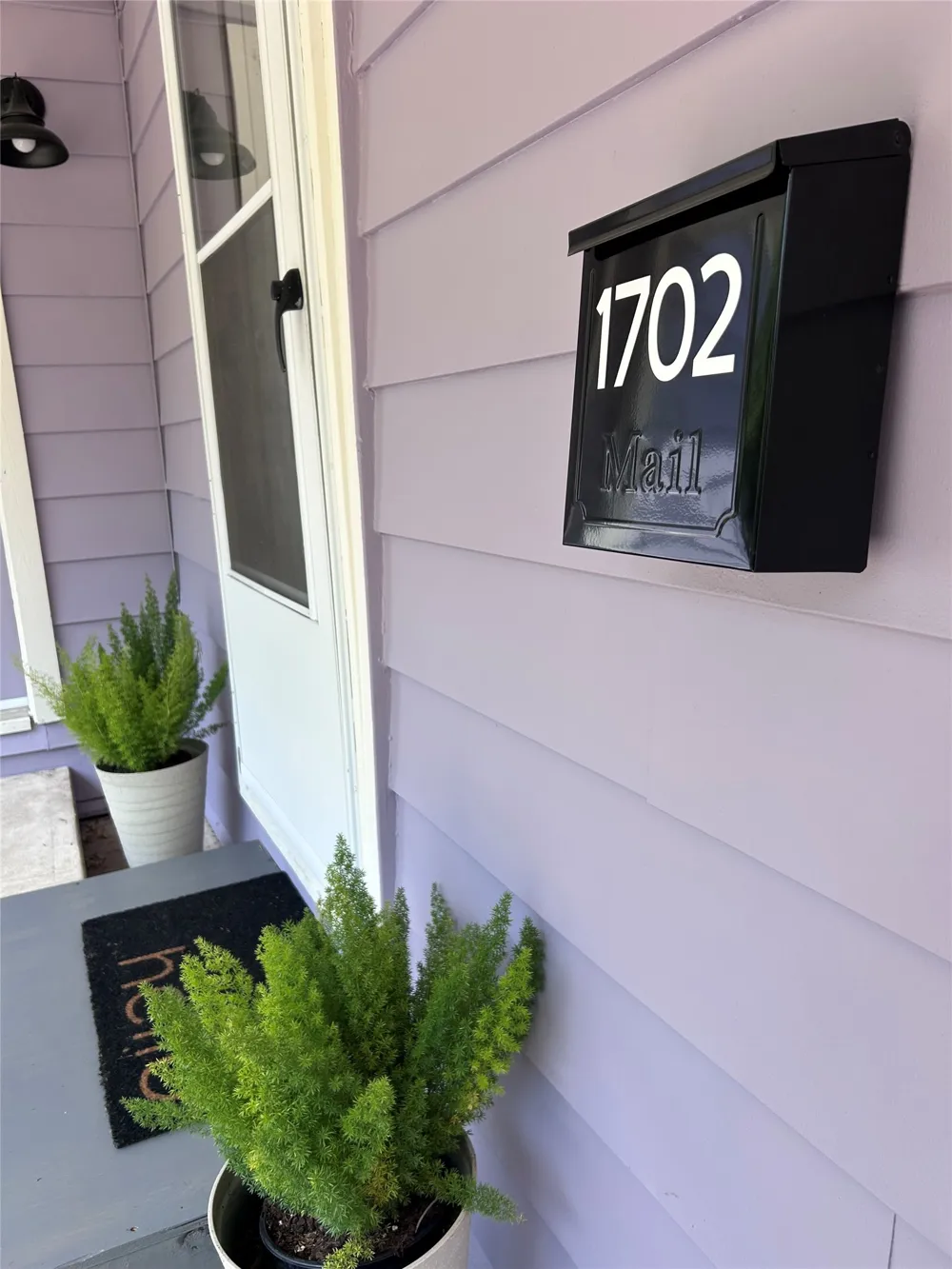 1702 Willow Street Austin, TX 78702