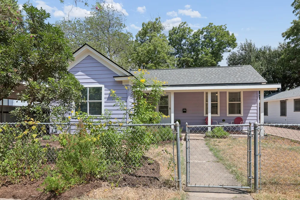1702 Willow Street Austin, TX 78702