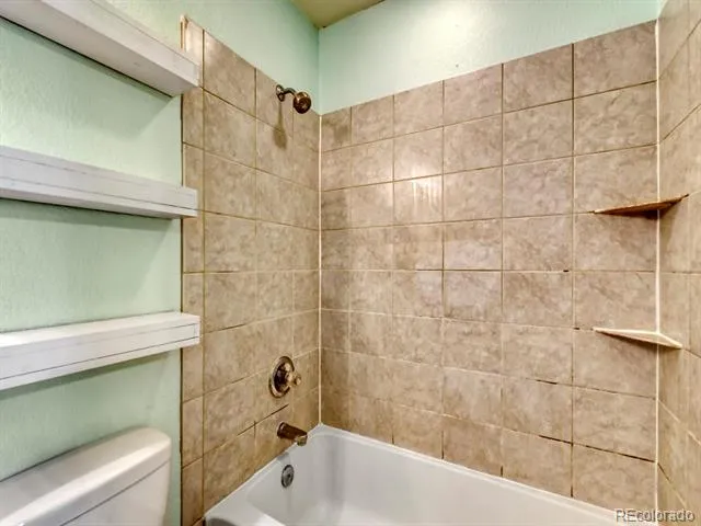 5527 E 100th Way Thornton, CO 80229