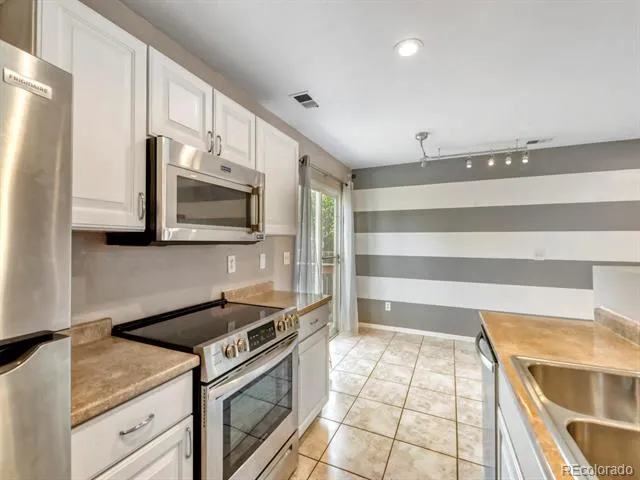 5527 E 100th Way Thornton, CO 80229