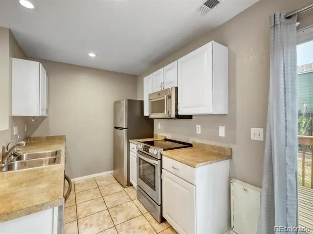 5527 E 100th Way Thornton, CO 80229