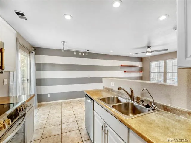 5527 E 100th Way Thornton, CO 80229