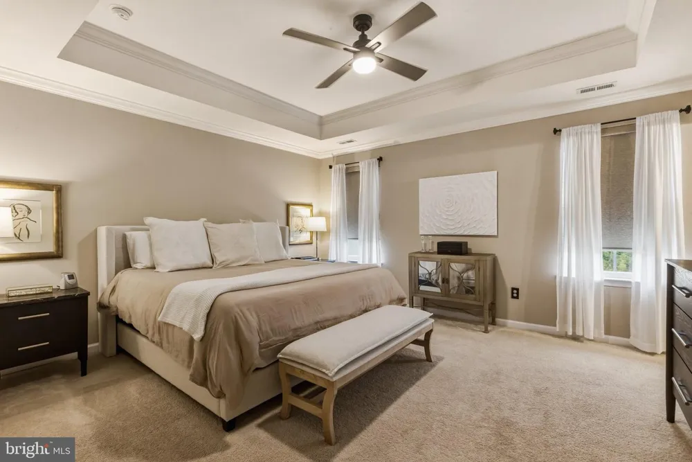 86 AVIARY ROAD West Deptford, NJ 08086