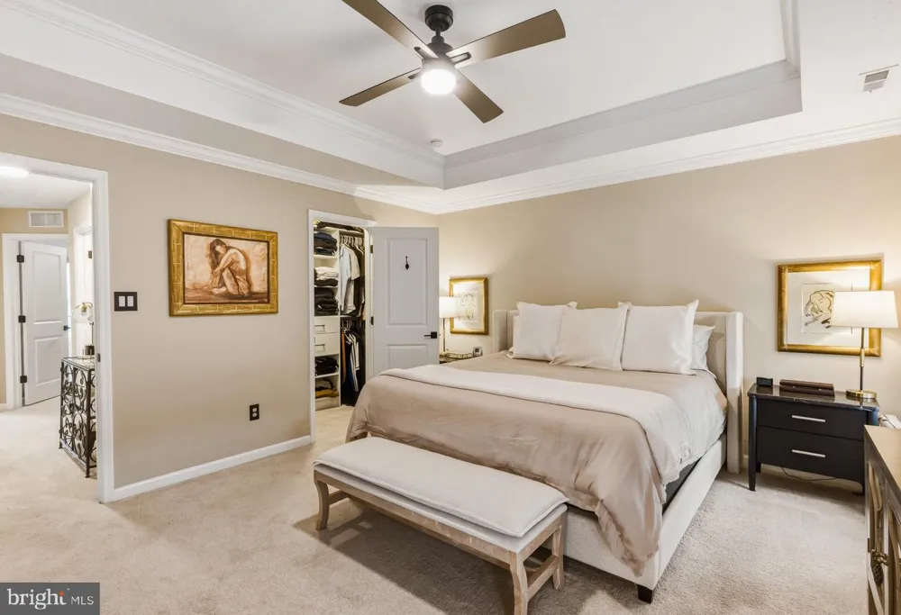 86 AVIARY ROAD West Deptford, NJ 08086