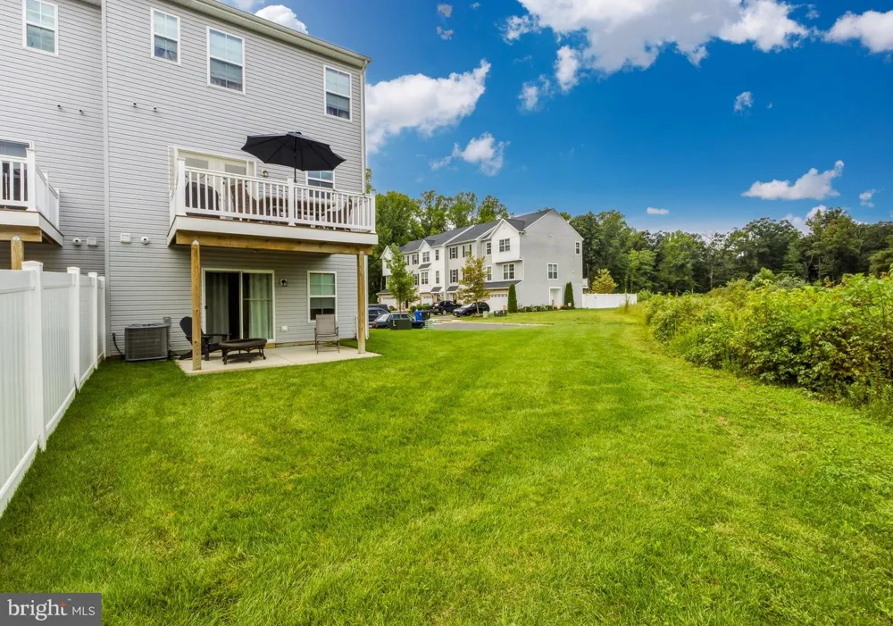 86 AVIARY ROAD West Deptford, NJ 08086