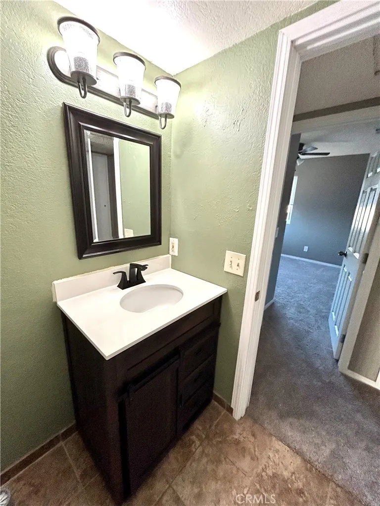 23713 Mark Twain Moreno Valley, CA 92557