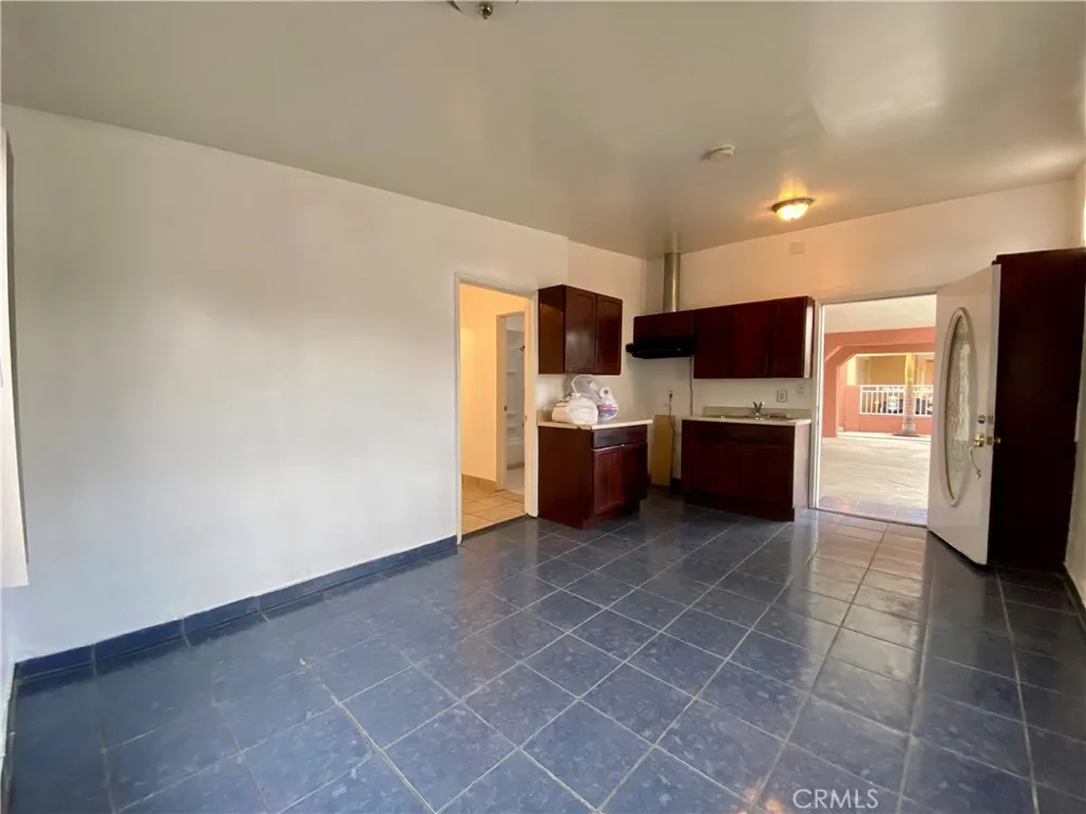 909 Galemont Hacienda Heights, CA 91745