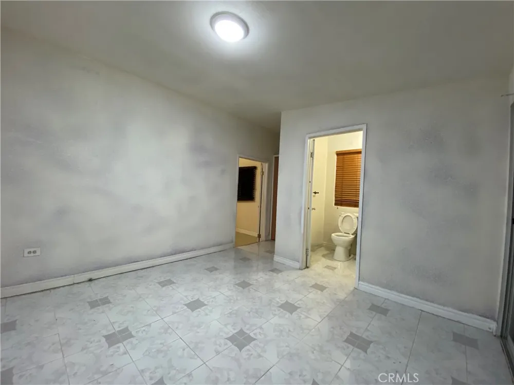 909 Galemont Hacienda Heights, CA 91745