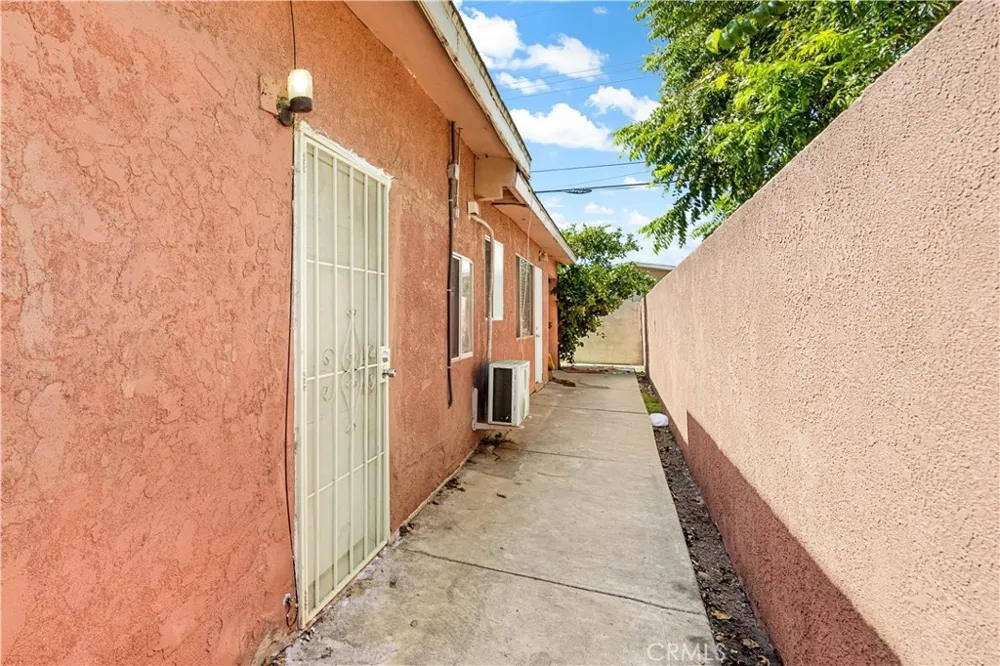 909 Galemont Hacienda Heights, CA 91745