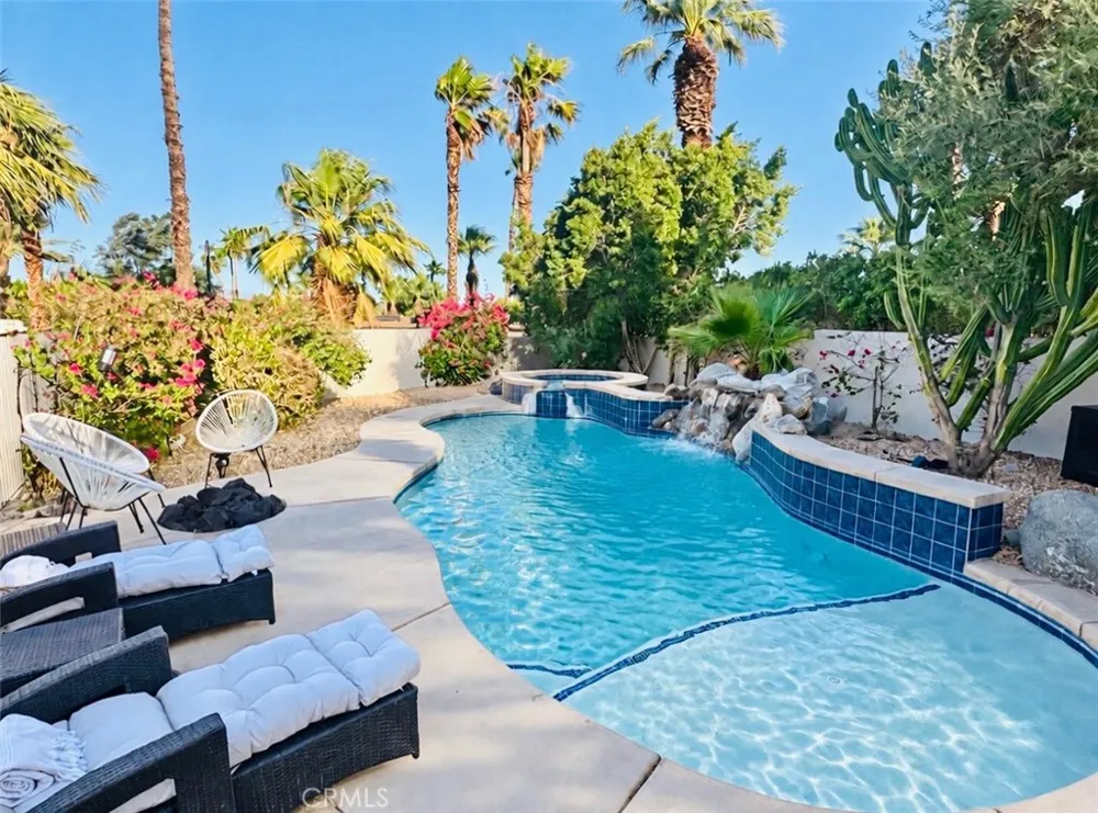 2553 Cardillo Avenue Palm Springs, CA 92262