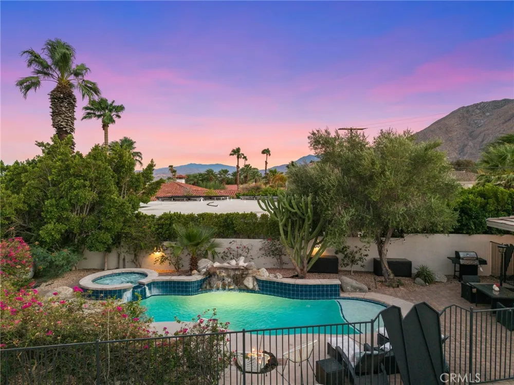 2553 Cardillo Avenue Palm Springs, CA 92262