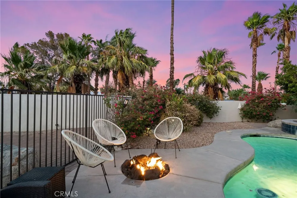 2553 Cardillo Avenue Palm Springs, CA 92262