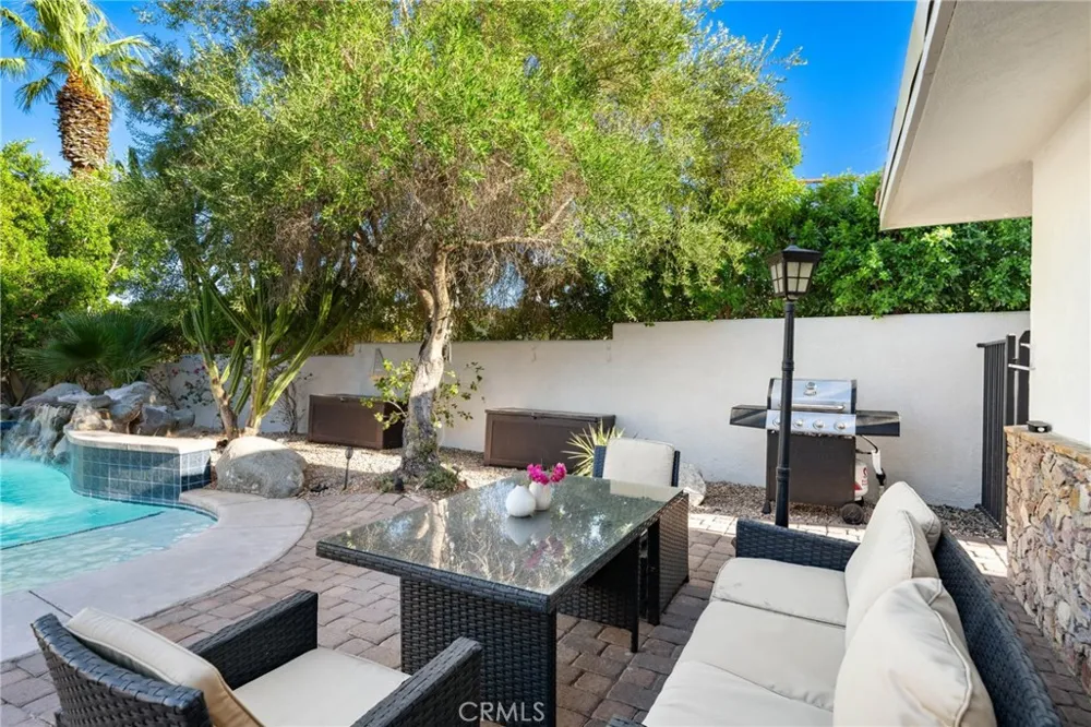 2553 Cardillo Avenue Palm Springs, CA 92262