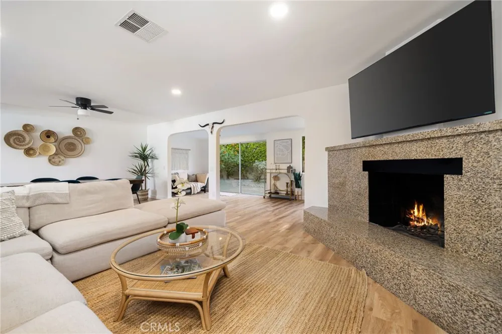 2553 Cardillo Avenue Palm Springs, CA 92262