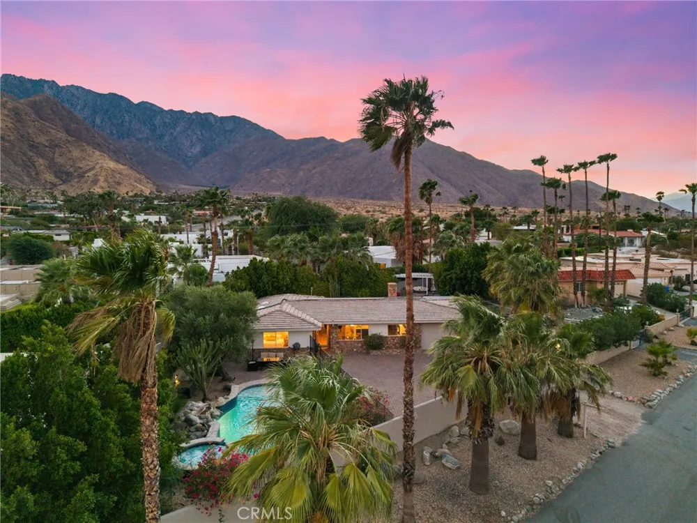 2553 Cardillo Avenue Palm Springs, CA 92262