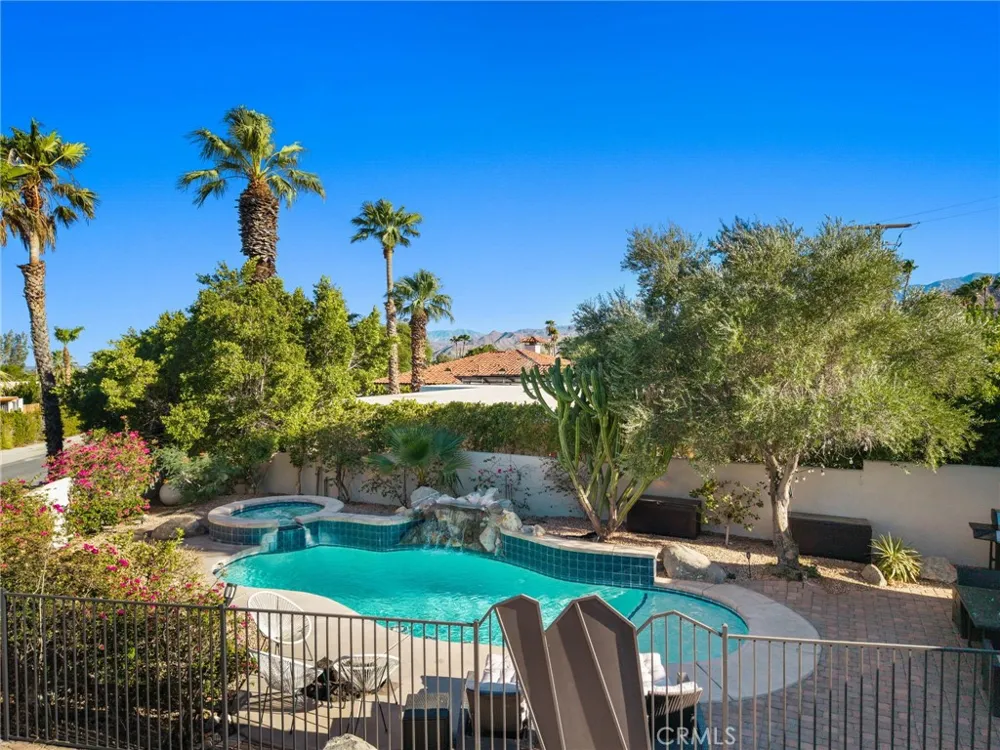 2553 Cardillo Avenue Palm Springs, CA 92262