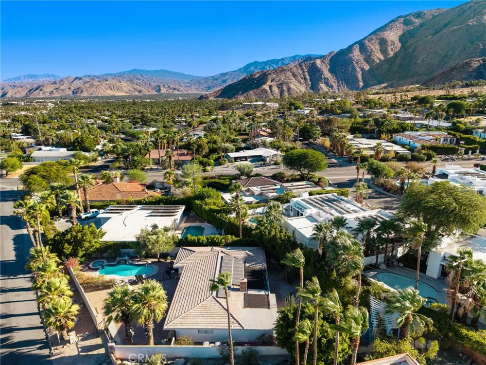 2553 Cardillo Avenue Palm Springs, CA 92262
