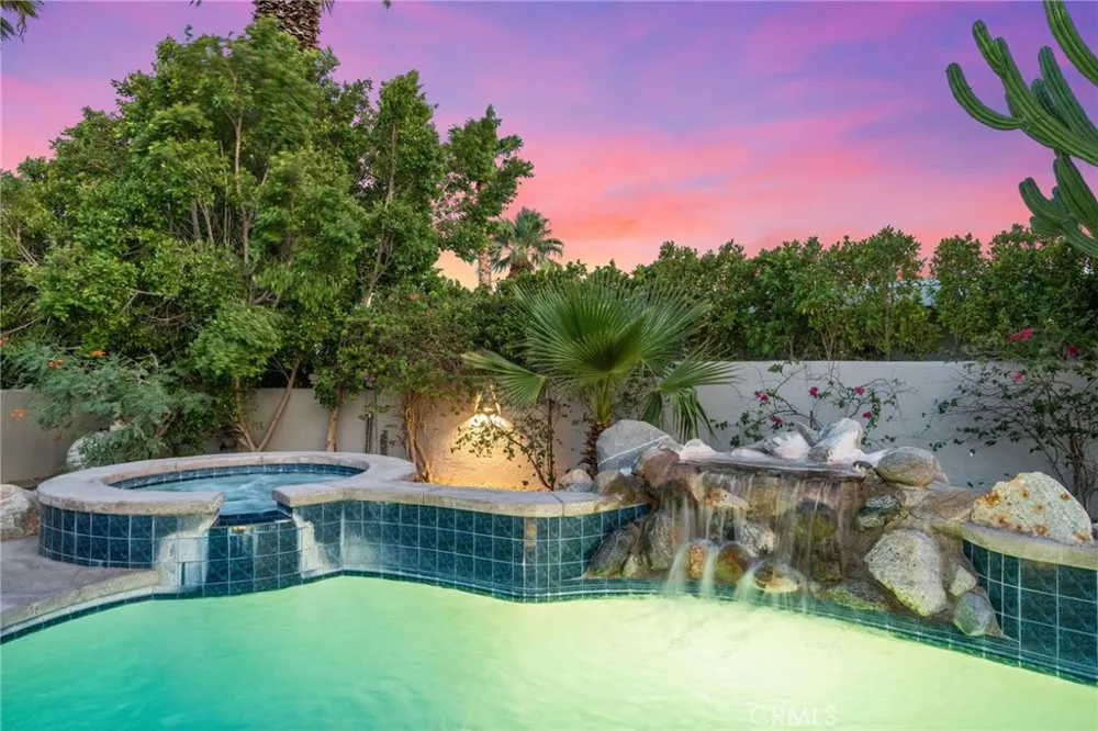 2553 Cardillo Avenue Palm Springs, CA 92262