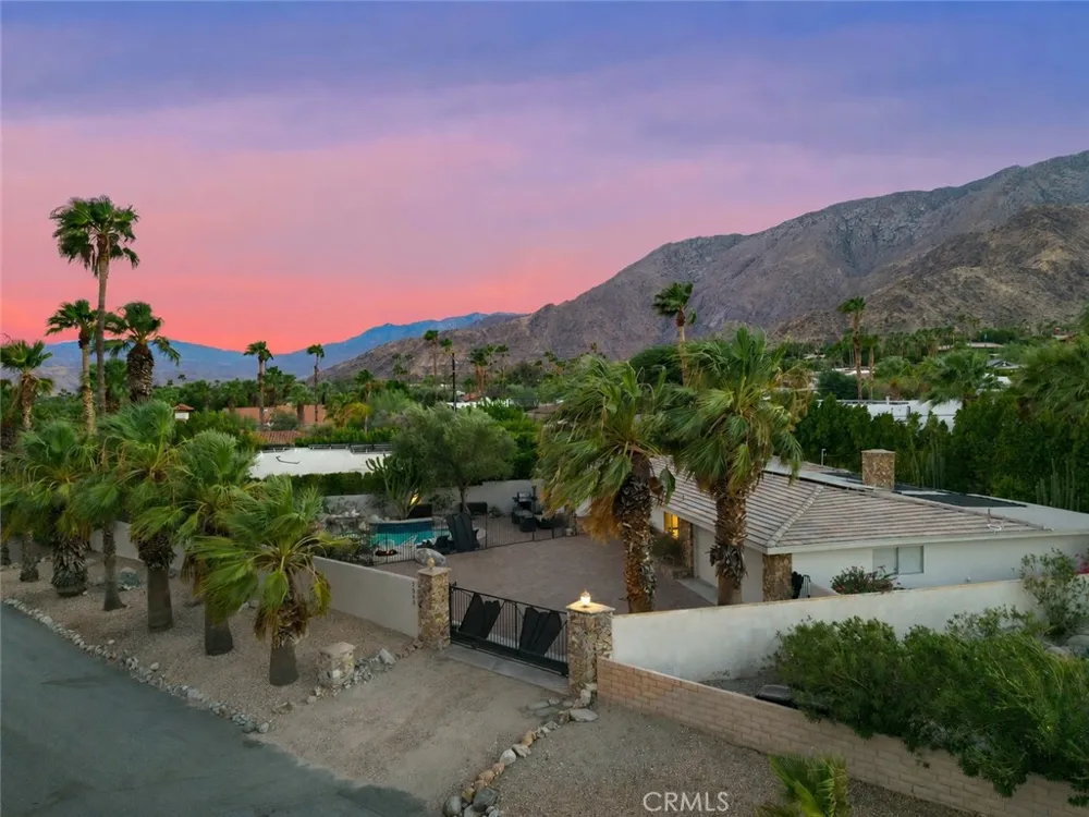 2553 Cardillo Avenue Palm Springs, CA 92262